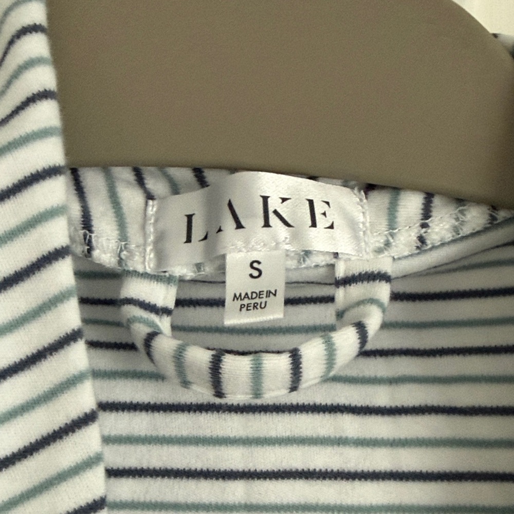 LAKE Robe! Size S - Picture 5 of 5